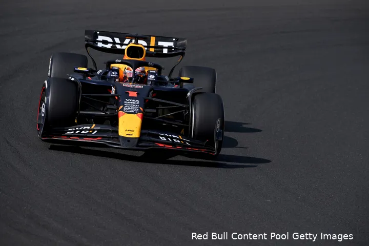 max verstappen racedag hongarije 2024 redbullracing