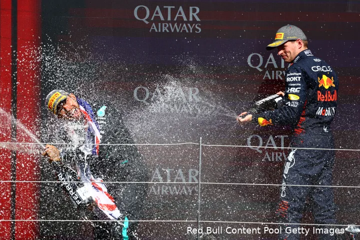 max verstappen silverstone groot brittannie engeland lewis hamilton podium 2