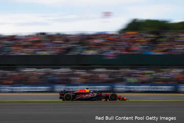 Verstappens pace was niet sterk genoeg op de mediums, maar later ging het beter.