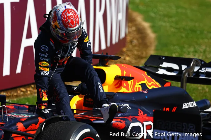 <i>Verstappen zette zijn beste beentje voor in de Britse race.</i>