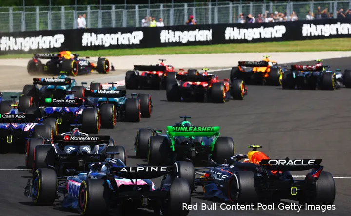 sergio perez redbullracing racedag 2024