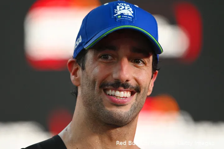 daniel ricciardo race singapore zondag visa cash app rb