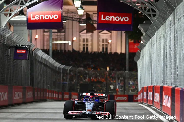 daniel ricciardo race singapore zondag visa cash app rb