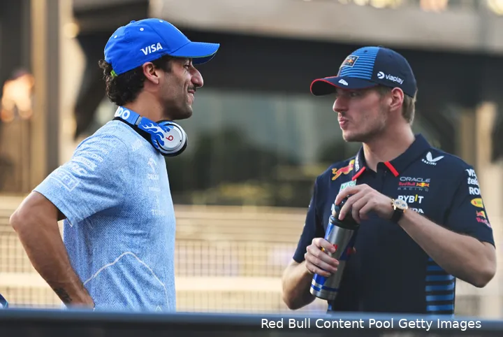 red bull racing max verstappen daniel ricciardo visa cash app rb singapore gp zondag 2024 5