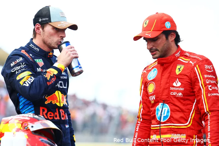 max verstappen carlos sainz post sprintrace zaterdag 2024