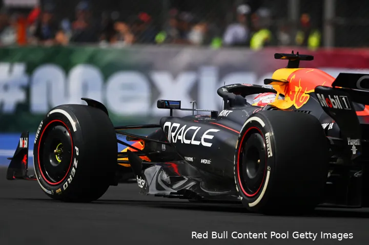 <i>Verstappen had het in Mexico loodzwaar.</i>