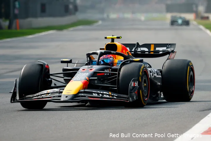sergio perez rb20 redbullracing gp mexico 2024