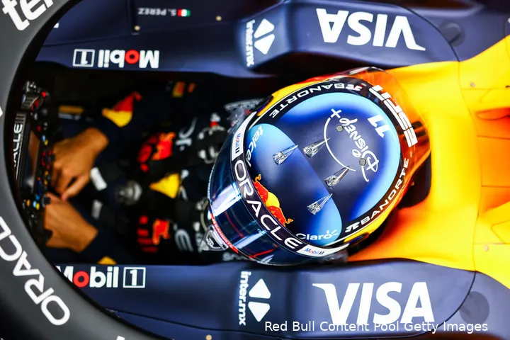Pérez is er zelf van overtuigd dat hij in 2025 nog naast Verstappen zit.