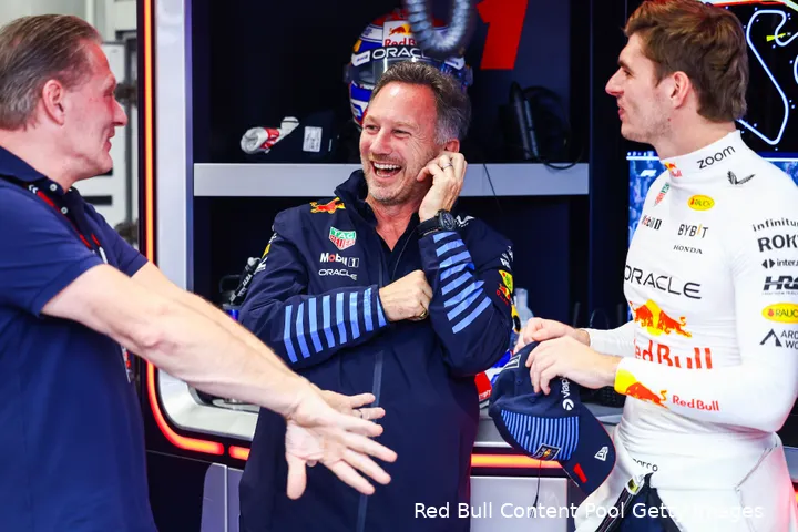De stemming in de Red Bull-garage leek goed te zijn op zaterdag.