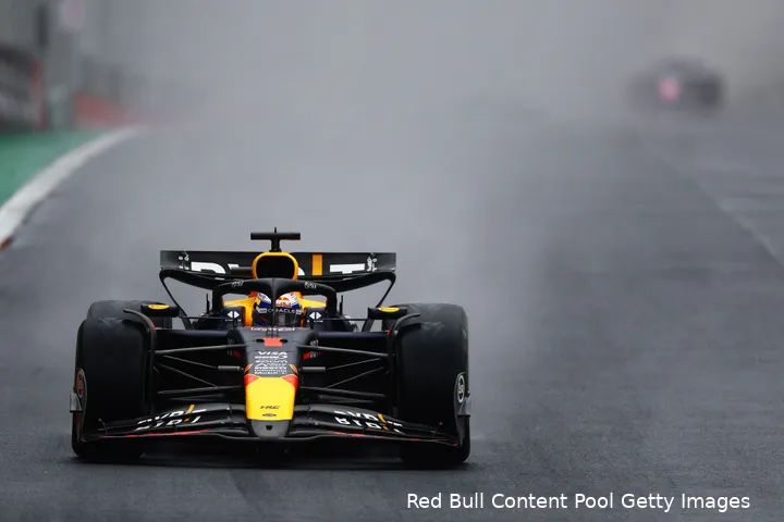 Verstappen reed een wereldrace in Brazilië.
