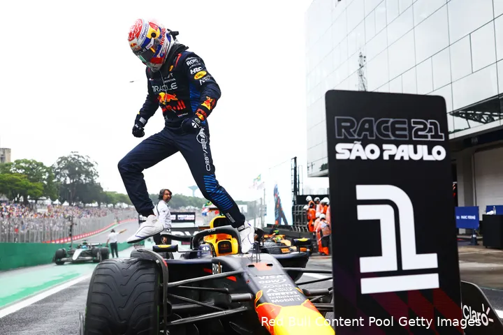 Verstappen is volgens Ecclestone een van de beste coureurs ooit.