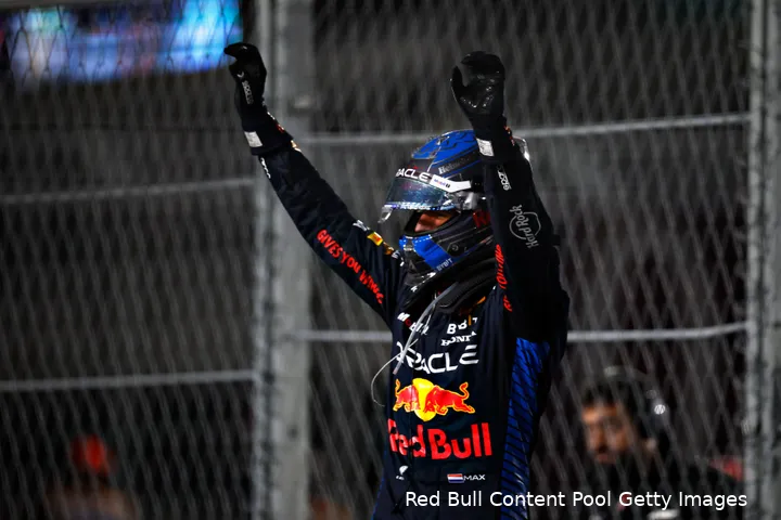 Net als Vettel pakt Verstappen vier titels achter elkaar bij Red Bull.