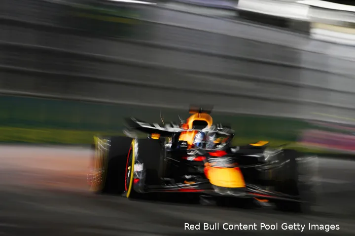 Verstappen tijdelijk op P2, maar de Ferrari's kwamen eraan.