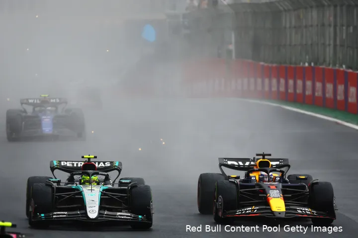 max verstappen red bull racing lewis hamilton mercedes gp sao paulo zondag 2024 4