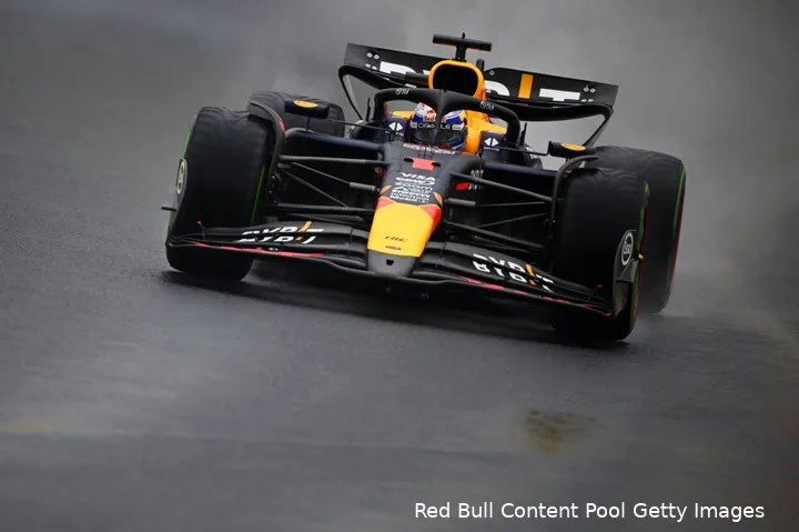 Verstappen bewierookt voor zijn Senna-achtige prestatie in Brazilië.