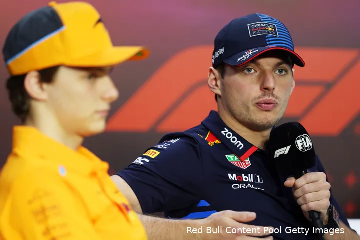 oscar piastri max verstappen yuki tsunoda persconferentie brazilie 2024