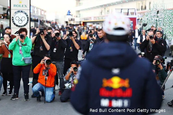 sergio perez las vegas 2024 413 1 fans media