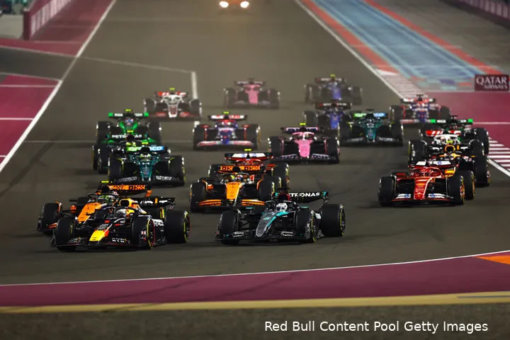 max verstappen lando norris qatar rb20 12 start 3