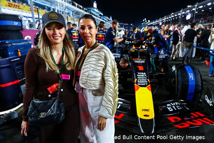 max verstappen red bull racing rb20 qatar victoria verstappen sophie kumpen mama