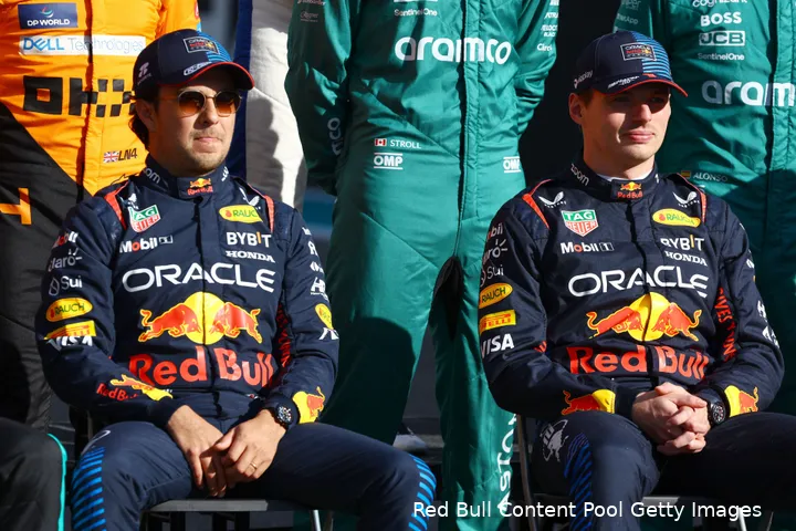 max verstappen sergio perez abu dhabi 12