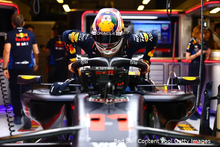 sergio perez abu dhabi 2024 91274 red bull racing 12