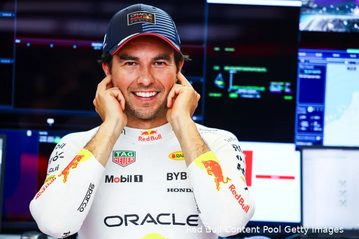 sergio perez red bull racing gp abu dhabi zaterdag 14