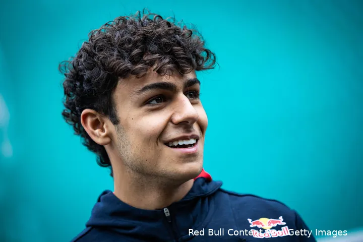 arvid lindblad formule2 2025 redbull