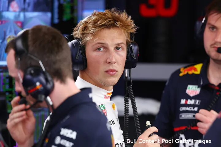 liam lawson kwalificatie melbourne red bull racing 2025