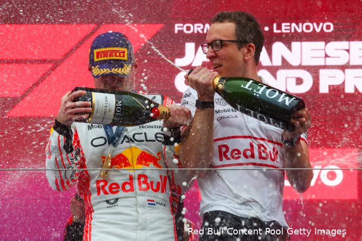 <i>Bird mocht meteen mee het podium op.</i>