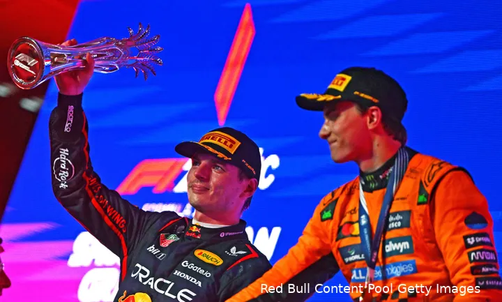 red bull racing max verstappen mclaren oscar piastri gp saoedi arabie 2025 zondag 2