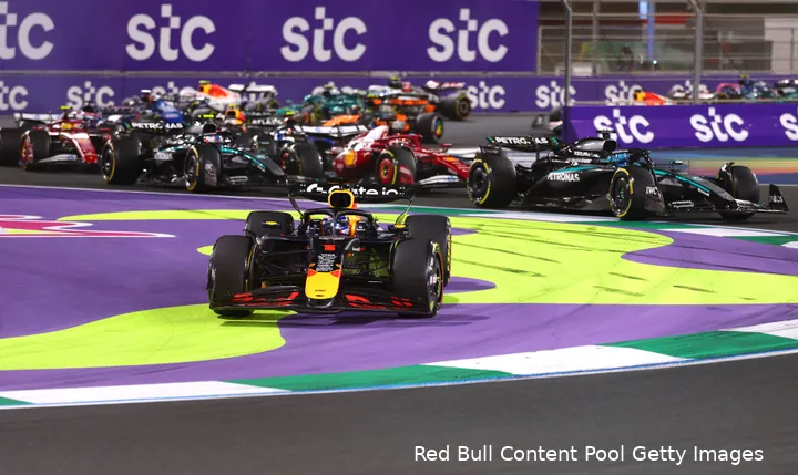 red bull racing max verstappen mercedes andrea kimi antonelli george russell ferrari lewis hamilton charles leclerc gp saoedi arabie 2025 zondag