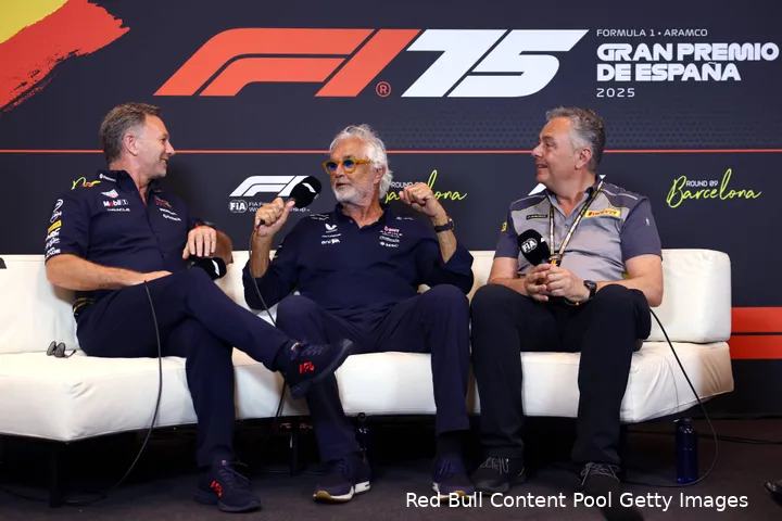 Briatore leverde wat complimenten aan het adres van Isola.