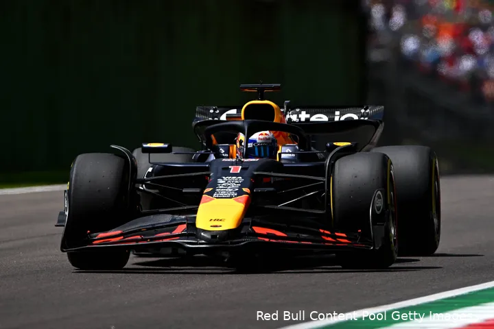 Verstappen had het in VT3, vooral op de mediumband, een stuk meer naar zijn zin.