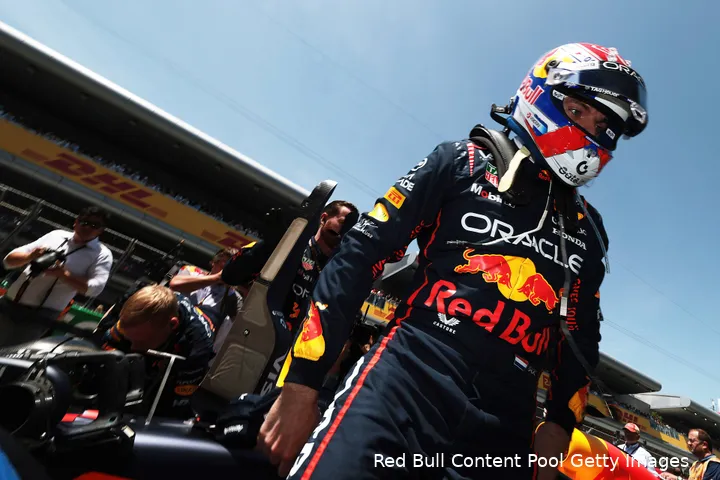 max verstappen 2025 spanje race red bull racing