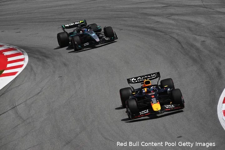 max verstappen 2025 spanje race red bull racing george russell