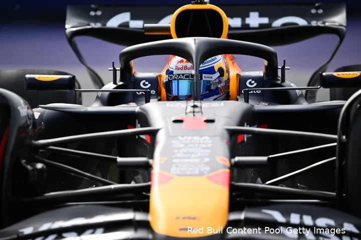 Verstappen topte de tijdentabel in VT1.