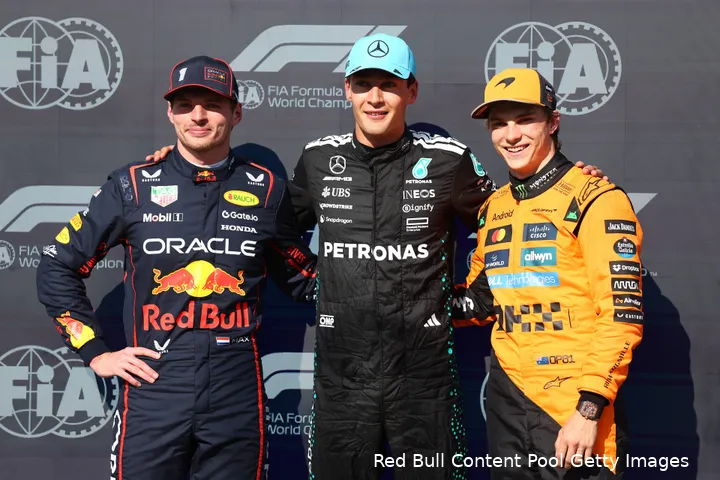 Verstappen en Russell delen de eerste startrij in Canada.