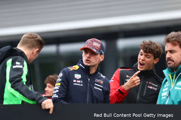 red-bull-racing-max-verstappen-stake-sauber-nico-hulkenberg-haas-oliver-bearman-aston-martin-fernando-alonso-gp-belgie-2025-zondag