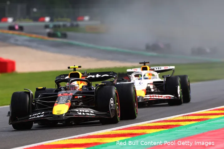 red-bull-racing-yuki-tsunoda-gp-belgie-2025-zondag-visa-cash-app-racing-bulls-isack-hadjar