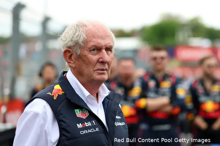 helmut-marko-grid-red-bull-zondag-hongarije