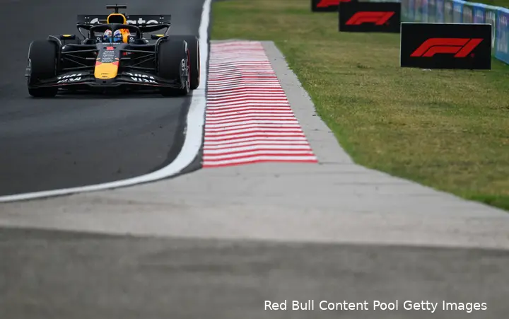 max-verstappen-red-bull-racing-gp-hongarije-2025-zondag-2