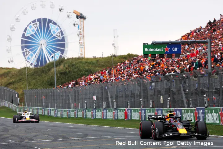 red-bull-racing-max-verstappen-gp-nederland-2025-zondag