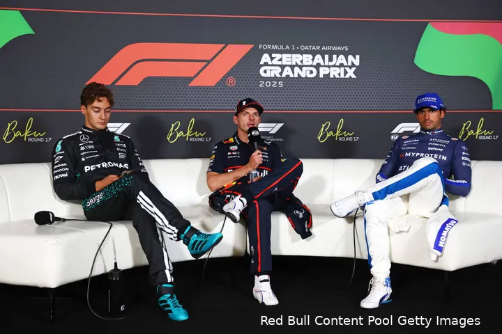 max-verstappen-red-bull-racing-gp-azerbeidzjan-2025-zondag-george-russell-mercedes-carlos-sainz-williams-persconferentie