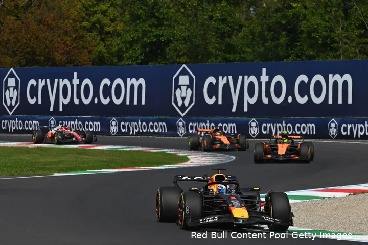max-verstappen-red-bull-racing-lando-norris-oscar-piastri-ferrari-charles-leclerc-mclaren-gp-italie-2025-zondag