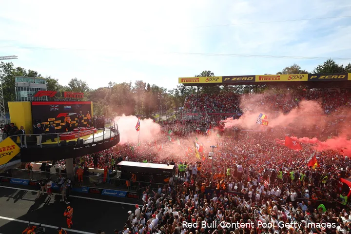 max-verstappen-red-bull-racing-lando-norris-oscar-piastri-mclaren-gp-italie-2025-zondag-podium-monza-8