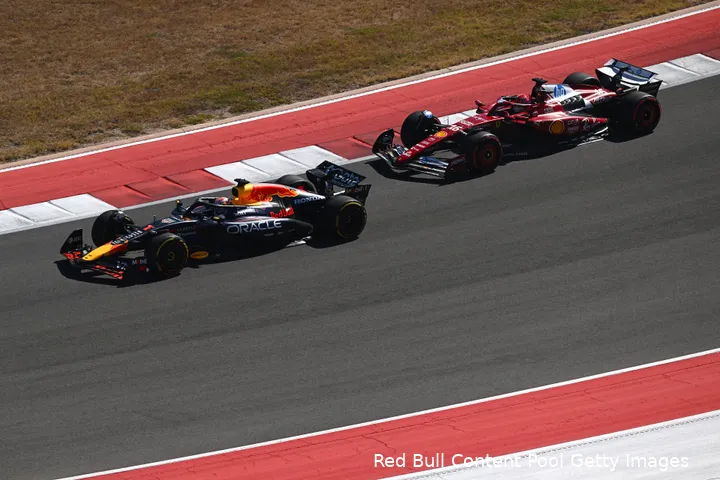 charles-leclerc-ferrari-max-verstappen-red-bull-racing-cota-zondag-2025