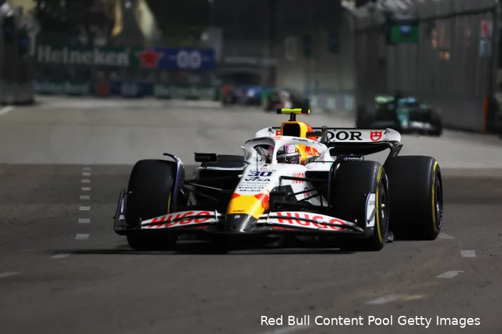 liam-lawson-racing-bulls-singapore-zondag-2025