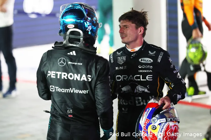 max-verstappen-red-bull-racing-george-russell-mercedes-gp-singapore-2025-zondag-2