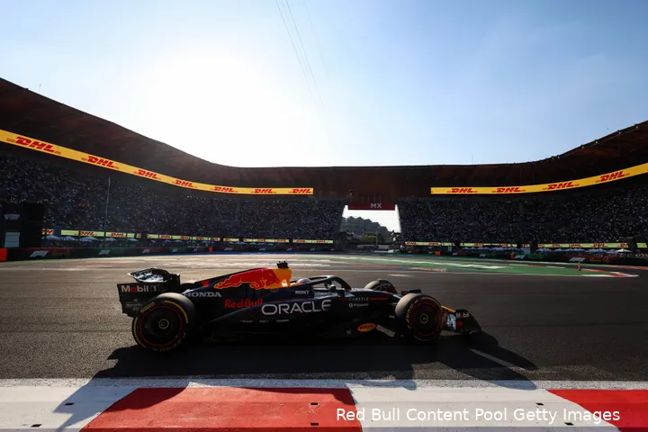max-verstappen-red-bull-racing-gp-mexico-2025-vrijdag-7