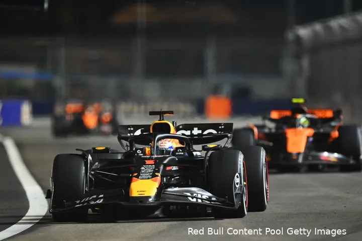 max-verstappen-red-bull-racing-gp-singapore-2025-zondag-3